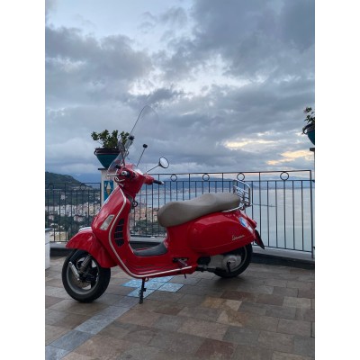 Piaggio Vespa 250 GTS